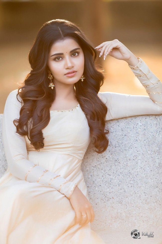 Anupama-Parameswaran